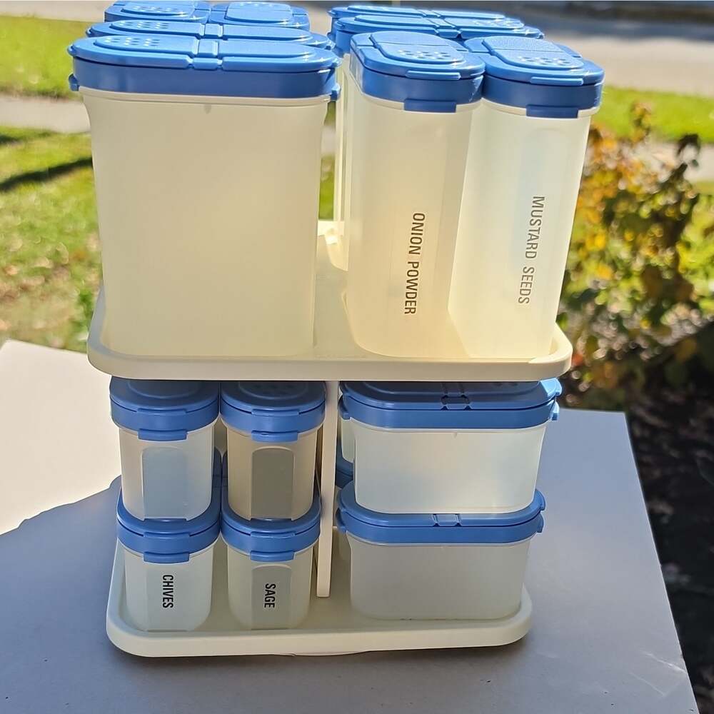 Vintage Tupperware Modular Mates Spice Carousel Rack Set 24 Containers Blue Lids - Picture 7 of 8